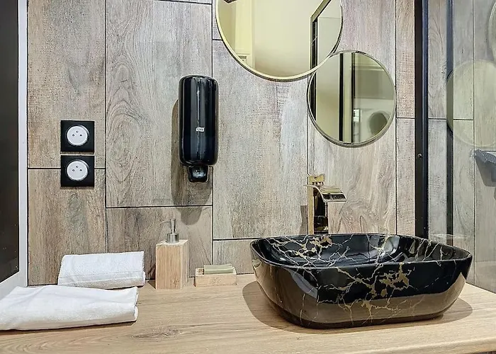 Montferrand 5 Pers Apartment *